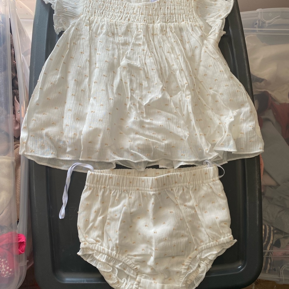 Kipp baby girl smocked spot outfit 24months NWT